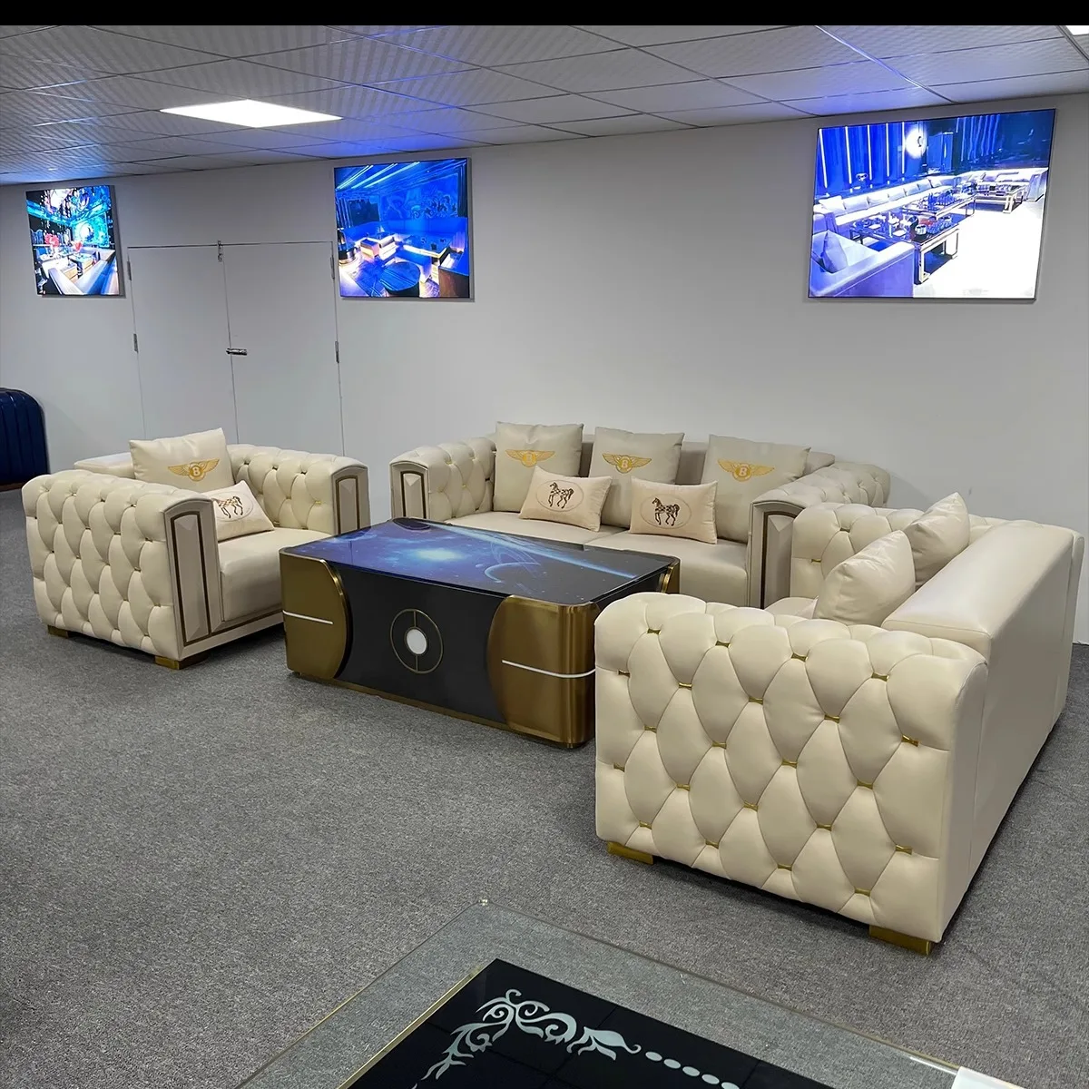 Luxury Contemporary Living Room Sofa Set Modern Chesterfield Couches Stylish Sofas for Home Villa Furniture