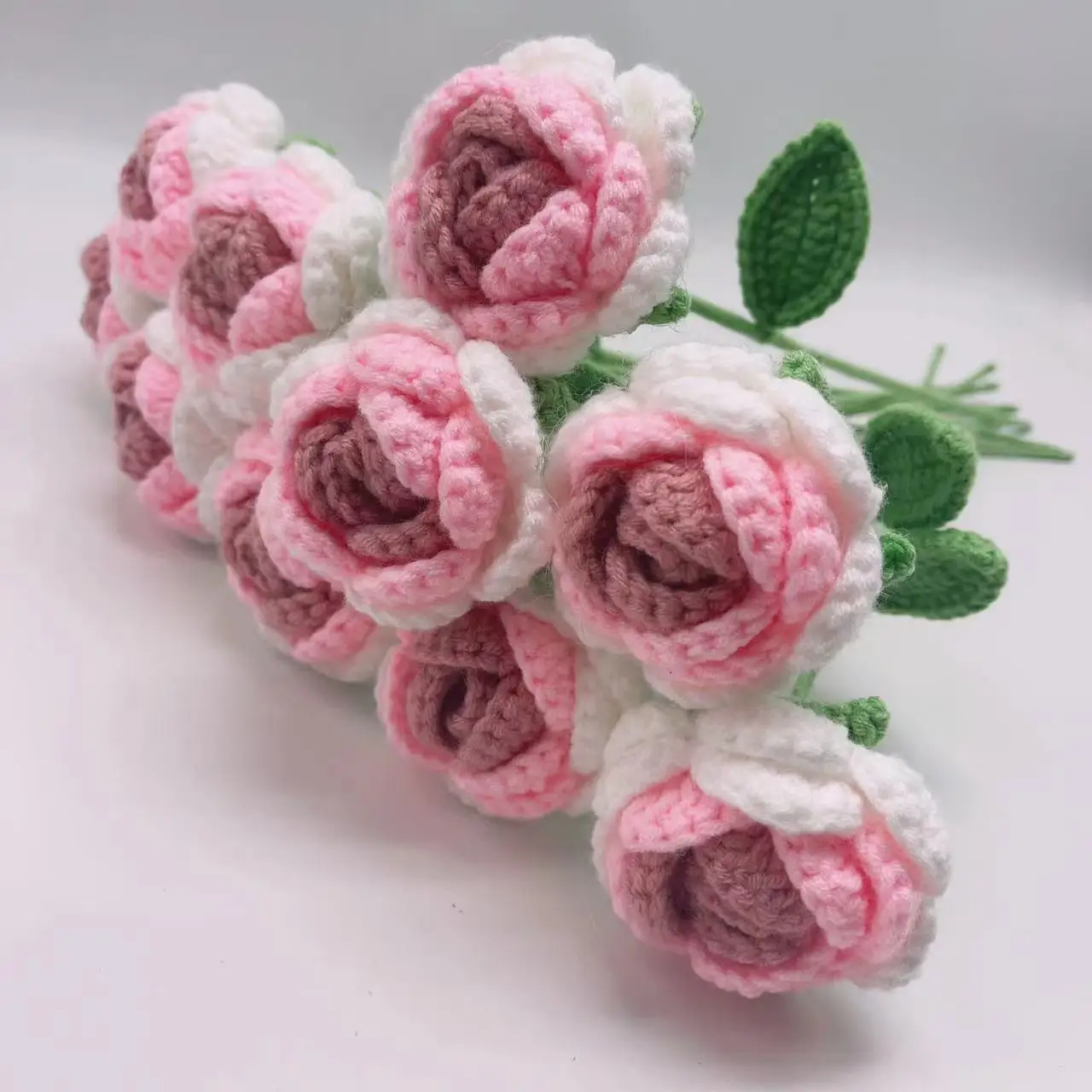 Rose Wholesales colored handmade crocheted flowers Lovely Sunflower Tulip Rose Daisy Home Office Car Decoration Crochet Flowers
