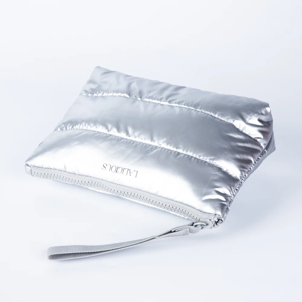 Travel OEM Customized Travel Nylon Padded Makeup Bags Quilting Beauty Pouch Zipper Organizer for Outdoor