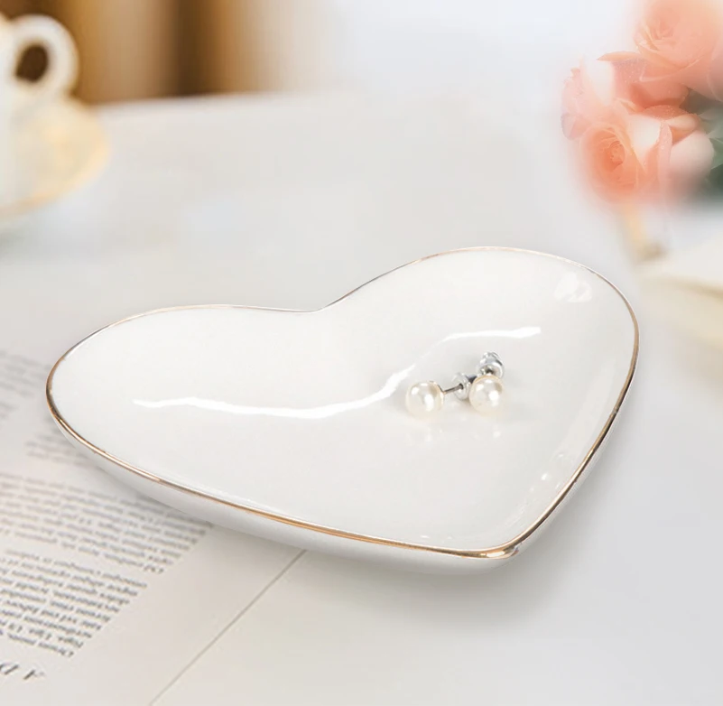 Custom Logo Decor Wedding Jewelry Trinket Tray Ceramic Plate Jewelry Organizer Holder White Heart Ring Dish