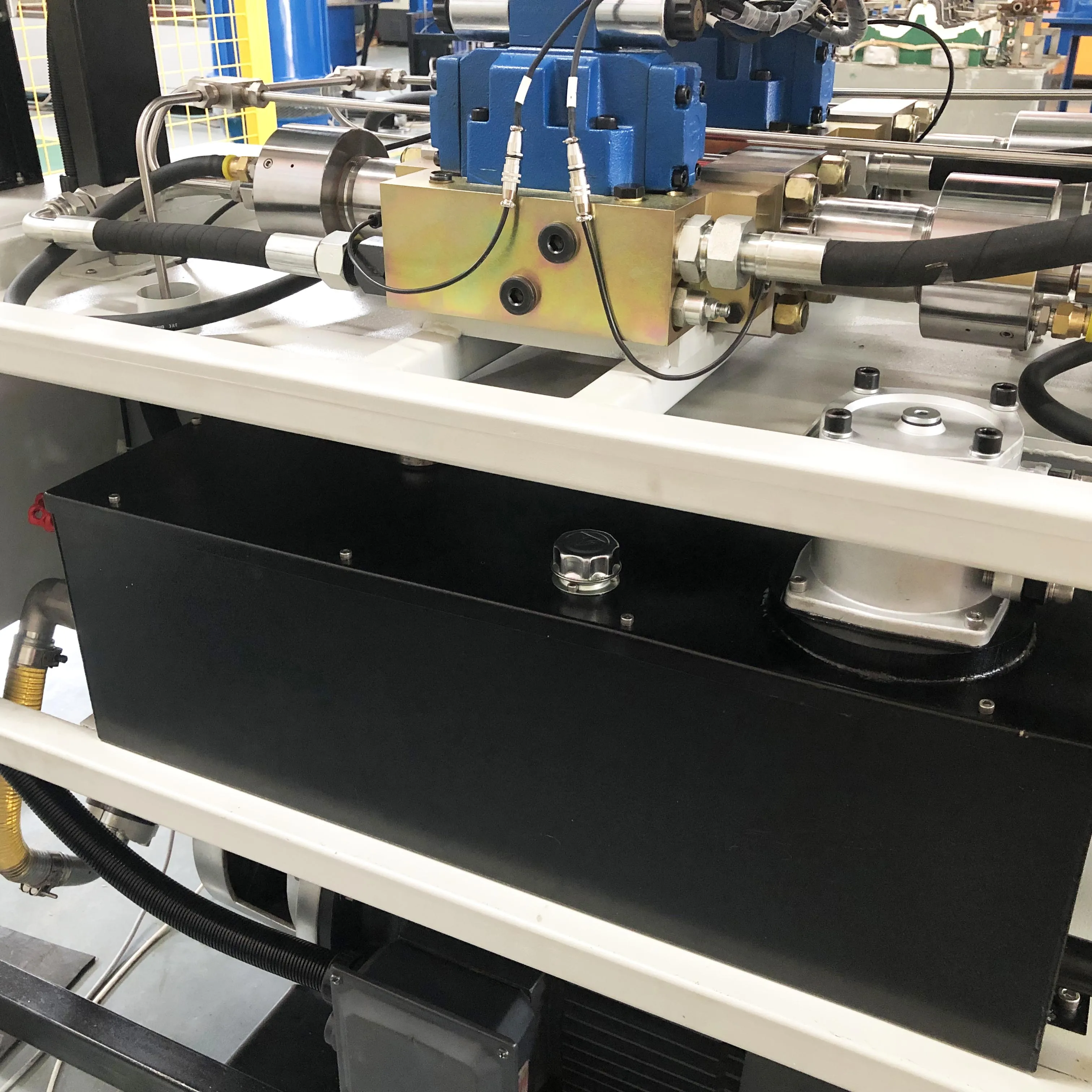 HP water jet cutting machine pump high pressure intensifier cutter pump