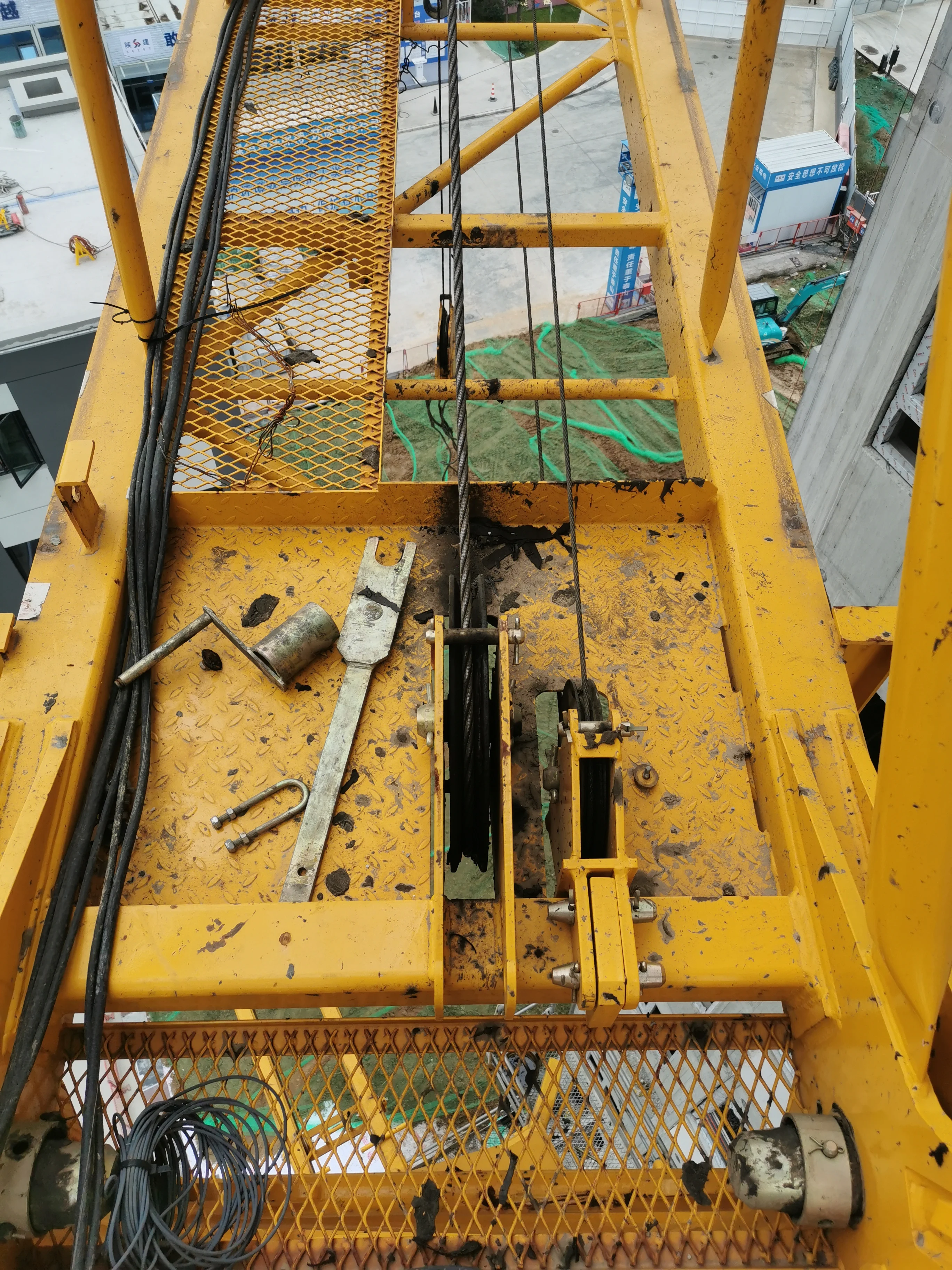yr2020 potain  MCT200 used flat top tower cranes 10ton Second Hand potain 6024  boom lift construction machine 10ton