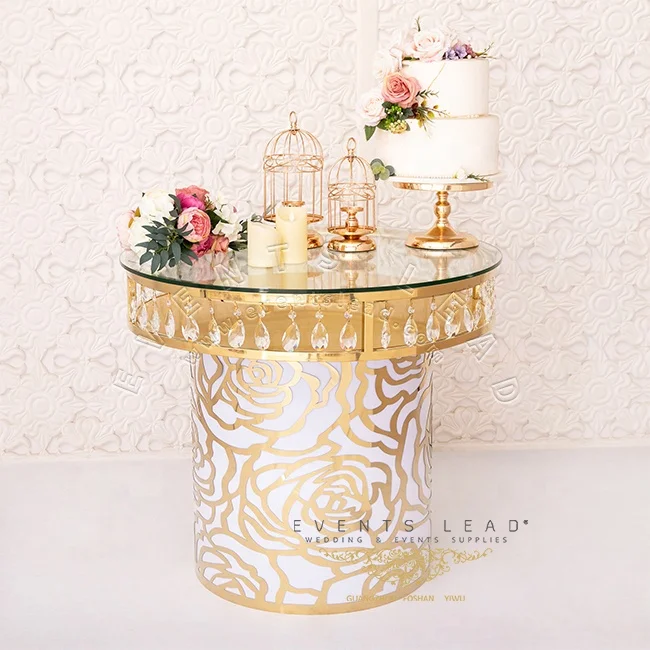 Luxury Rose Pattern Hanging Crystal New Design Round Gold Cake Table Wedding