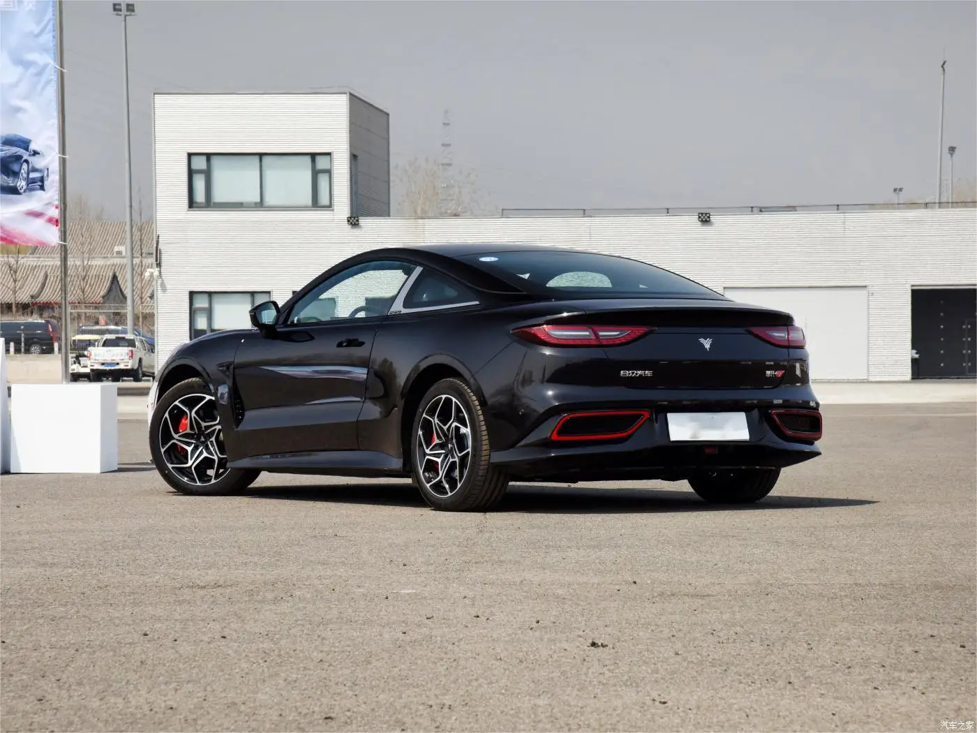 The most popular and cheapest Chinese Neta GT four-wheel drive new energy sports car