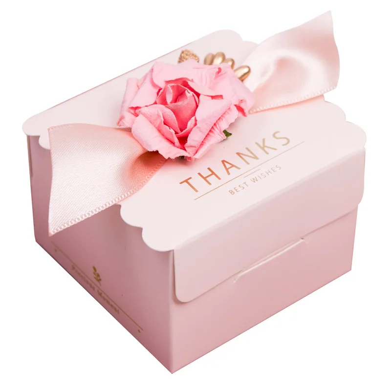 Beautiful Pink Wedding Candy Paper Packaging Box With Hand Gift Open Lid Square Candy Gift Box Wholesale