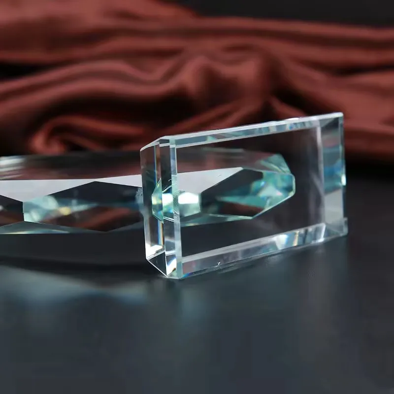 Cheap wholesale of blank crystal glass trophies, used for laser engraving or UV printing image glass frame crystal trophies