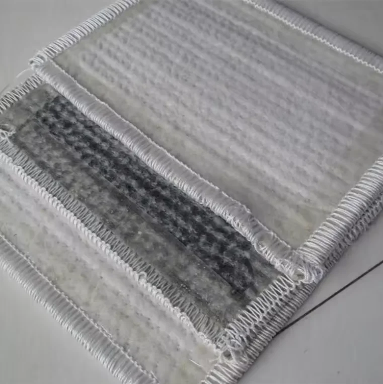 Bentonite Waterproof Hiking and Camping Blanket Mat for Earth Work Landfill and Geosynthetic Clay Liner Product