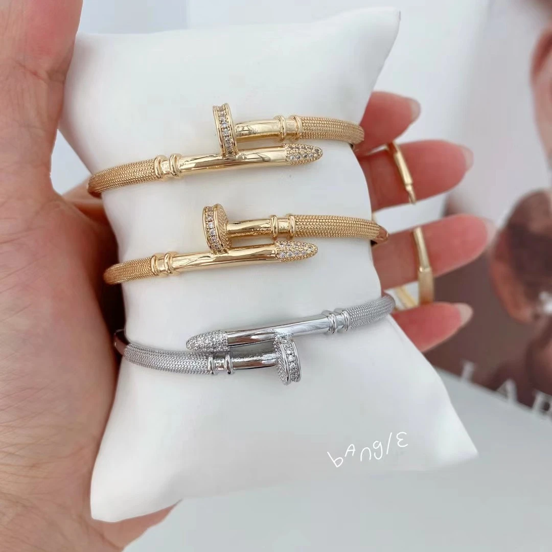Fashion Design Screw Cuff Nail Brass Gold Zircon Closed Bangle Bracelet 18k Gold Plated Punk Nail Bracelet For Gift