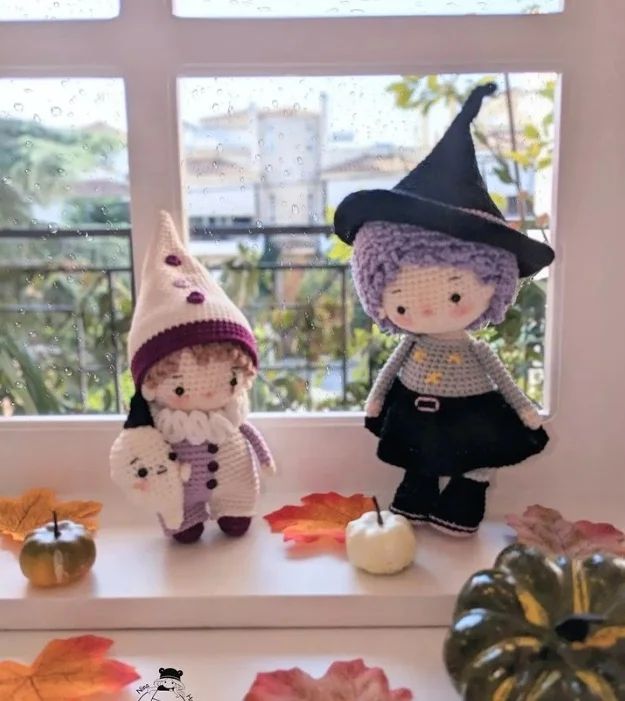Customized Hand Crochet Dolls Cute and Beautiful Girls with Halloween Hats Multi Color Pretty Dress