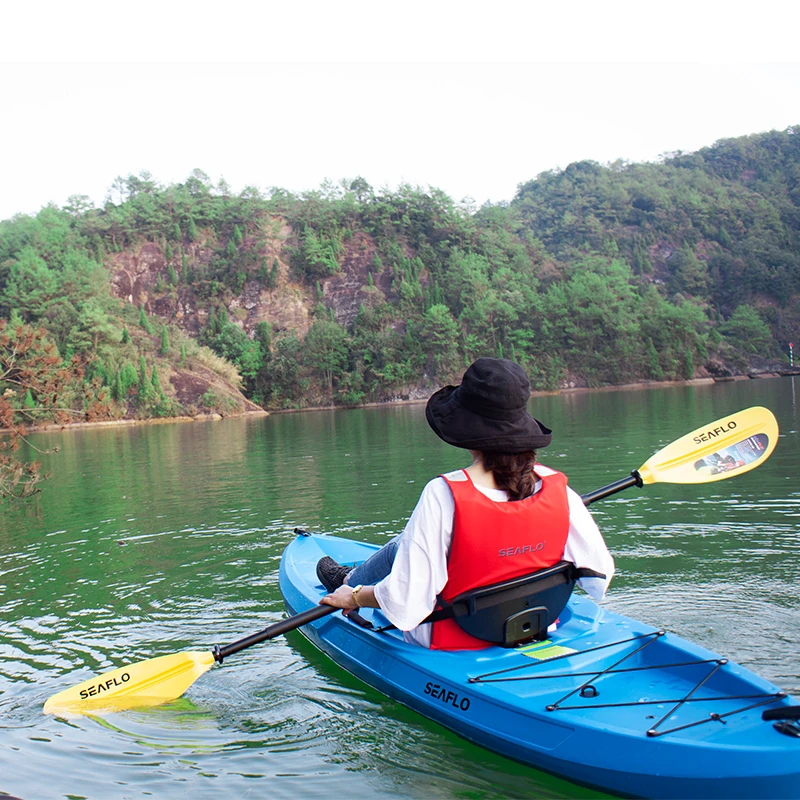 SEAFLO factory OEM ODM acceptable chinese cheap plastic kayak solo sit on top fishing kayak with paddle life jacket for sale