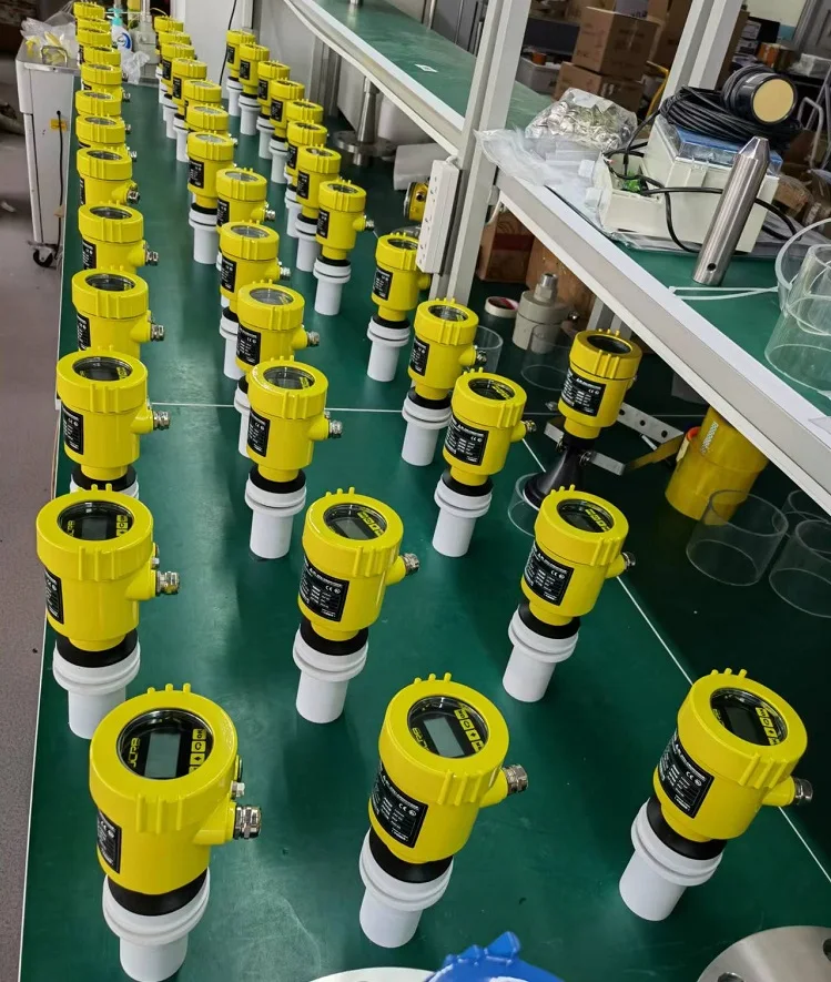 China Manufacture 0.5-15m Wireless Water Level Sensor Ultrasonic Tank Level Monitor Meter