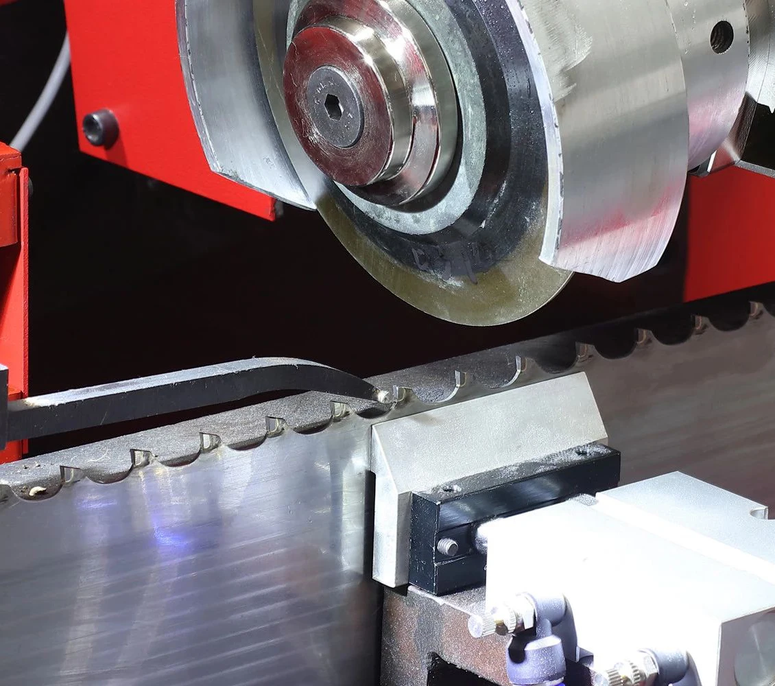 China Carbide Alloy Band Saw Blade Frame Saw Blade Sharpening Machine Grinding Machine
