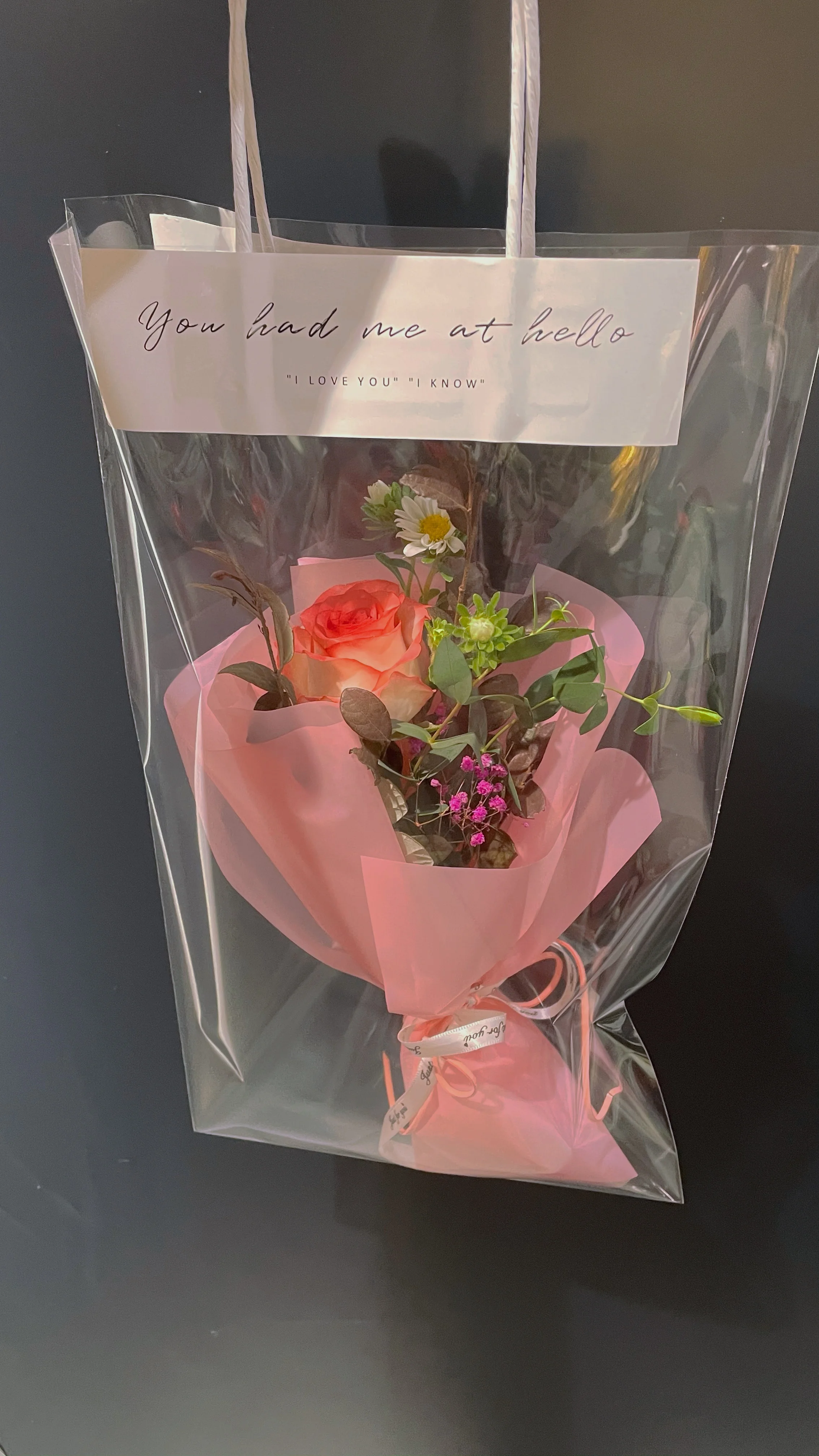 Yuhuiting Flower the Mini Bouquet with the gift bag