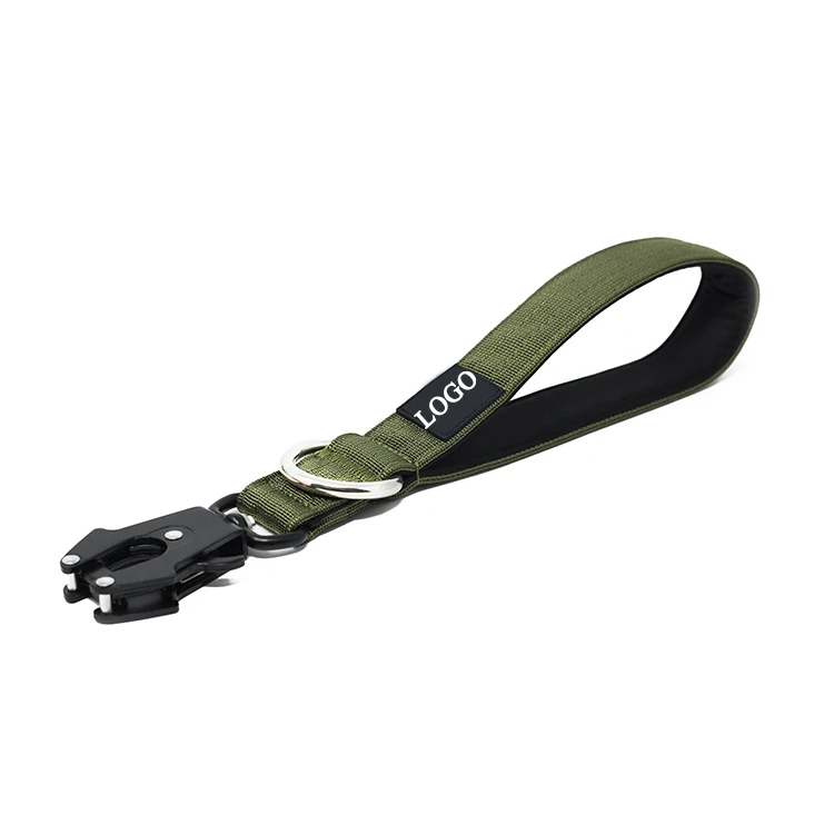 Outdoor tactical dog leash short dog leash soft neoprene filled handle and swivel frog clamp