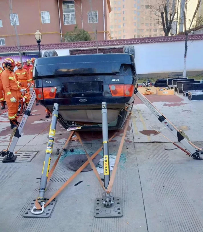 Vehicle extrication tools car shoring and stabilization kit for rescue