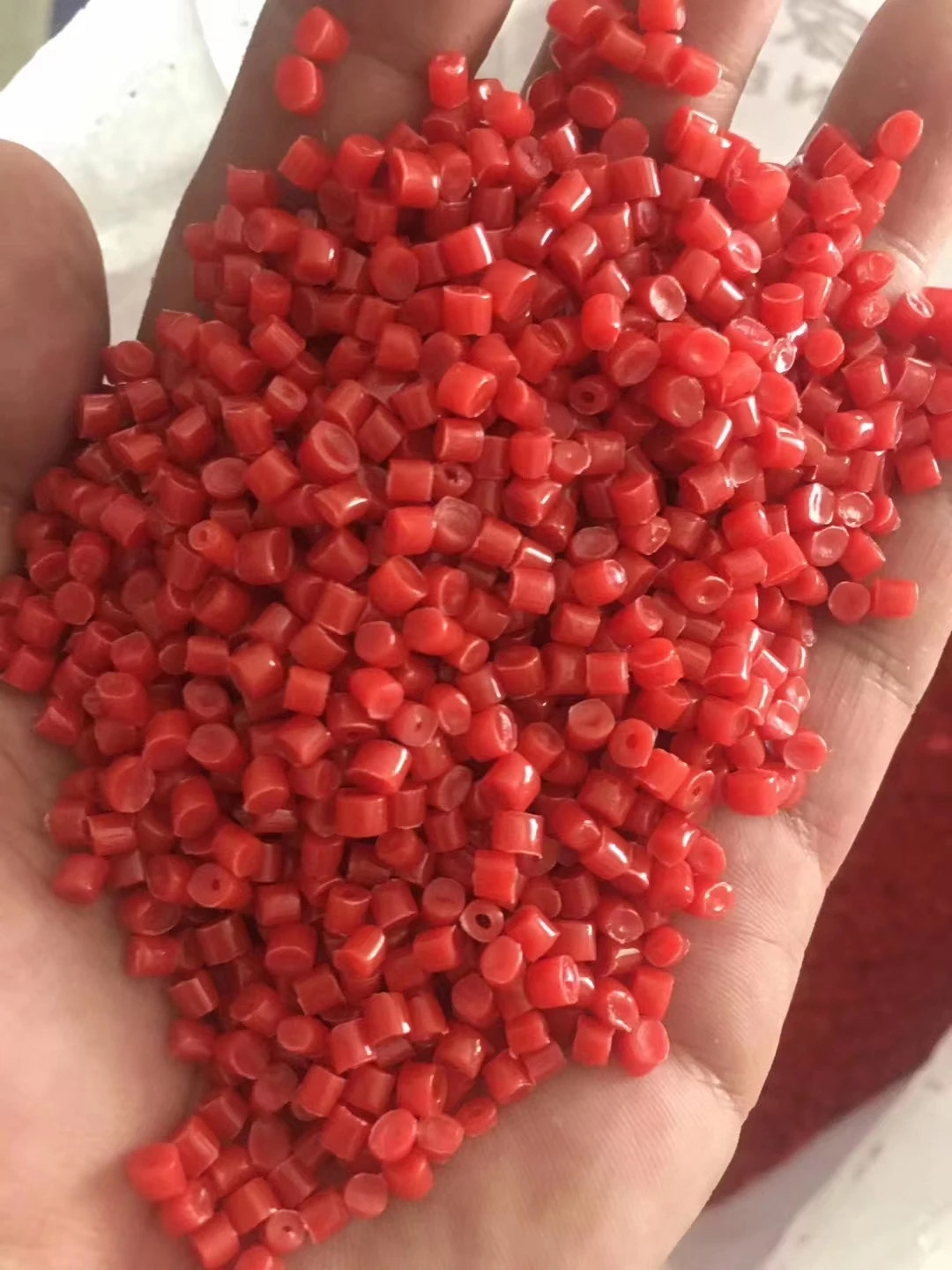 Color customized color filler plastic anti scratch masterbatch