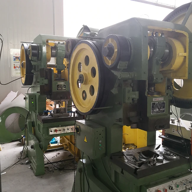 Professional manufacturer automatic eyelet punching machine hose Pipe Clamp U Clamping Machine