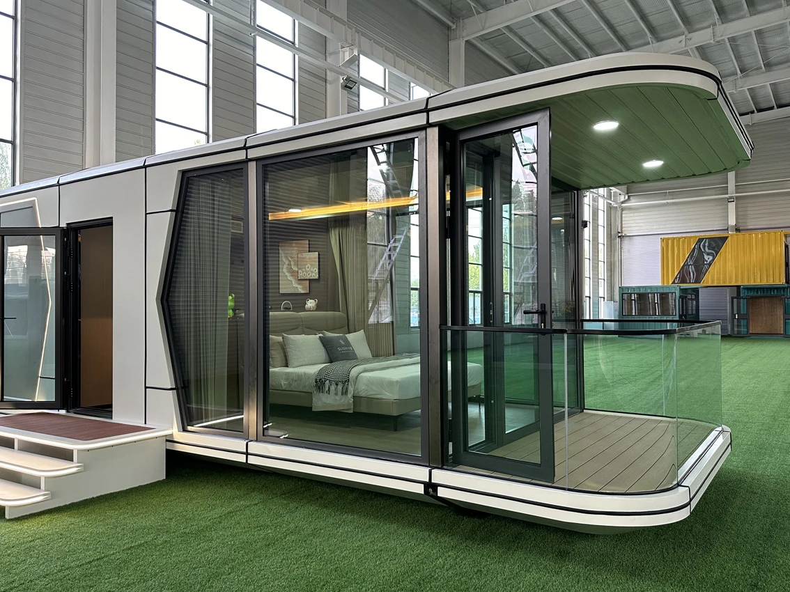 Modern Design Space Capsule House Prefabricated Steel Container Home for Office or Hotel Use Modular Living Solution
