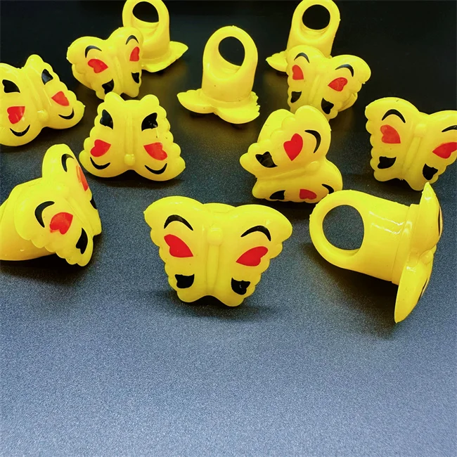 Factory Toy Butterfly Ring with Lamp Insect Party Finger Light Toy High quality gift ring Animal flying insect shaped LED ring
