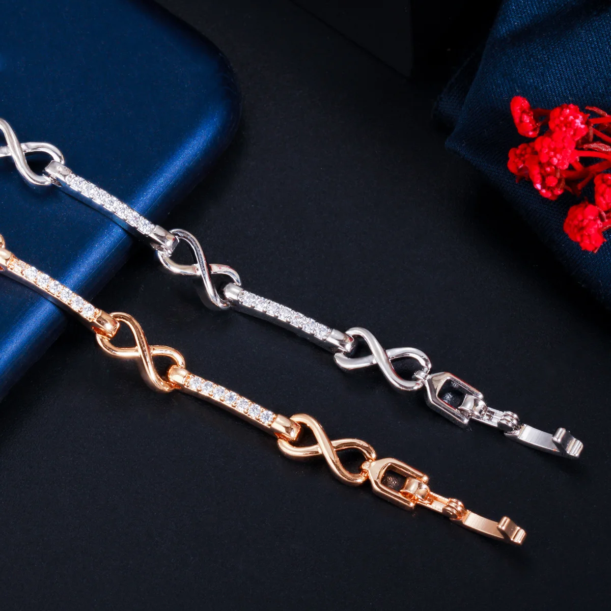 Trendy Shiny White Gold Plated Infinity Micro Cubic Zirconia Crystal Paved Women Bracelet Jewelry Gift for Ladies Bangle