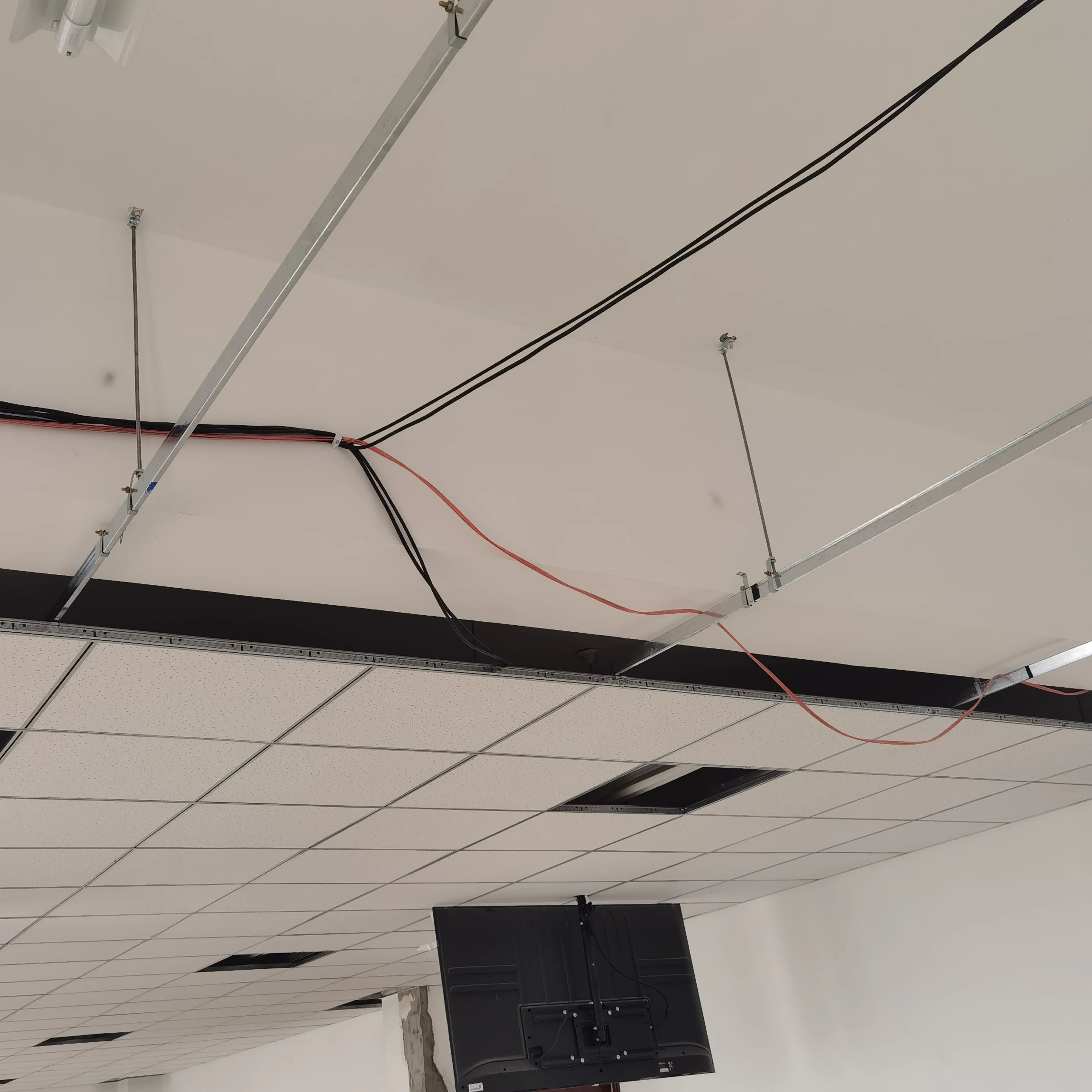 2020 Best Price Custom modern ceiling mineral wool board building materials for house