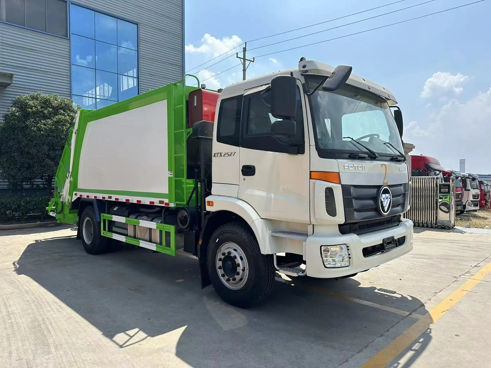 fotom 270hp euro 3 chassis foton trucks in stock