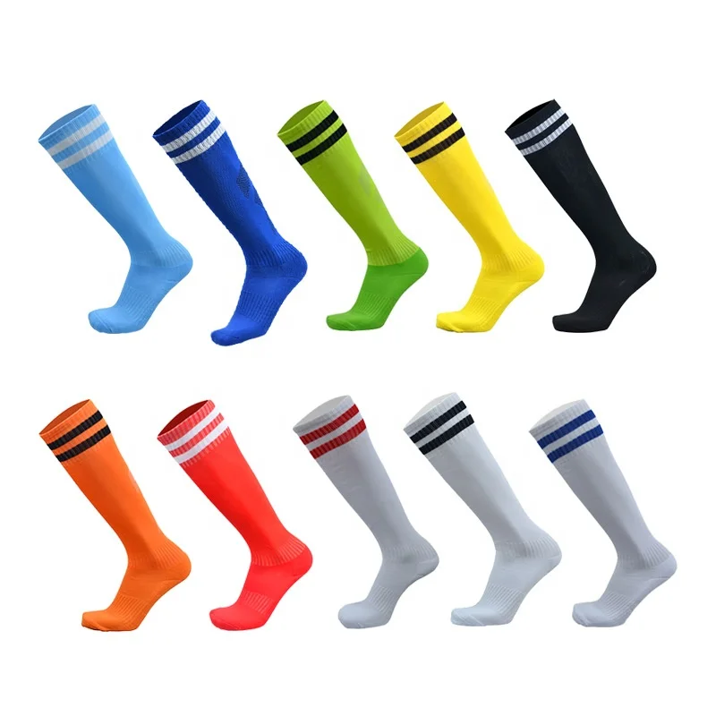 High quality fashion athletic wholesale grip anti slip cotton men football custom logo sports soccer socks