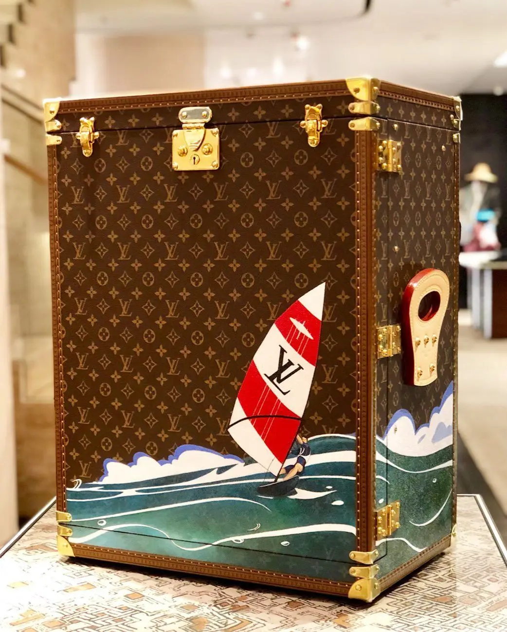 Good Selling Vitton Monogram Strap Mini Trunk Make Up Shenzhen Wooden Jewelery box Hardware