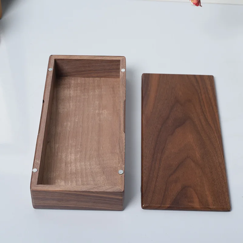 Bamboo Wood Square Magnetic Cigar Box Solid Walnut Lacquer for Jewelry Storage and Gift Presentation