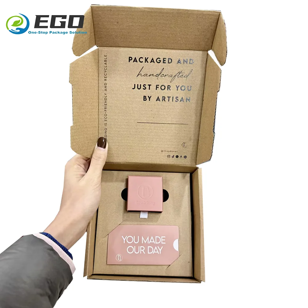 Eco-Friendly Fashion Jewelry Box For Necklace Rings Earings Packaging Luxury Paper Box With Logo Complete Packaging Solution