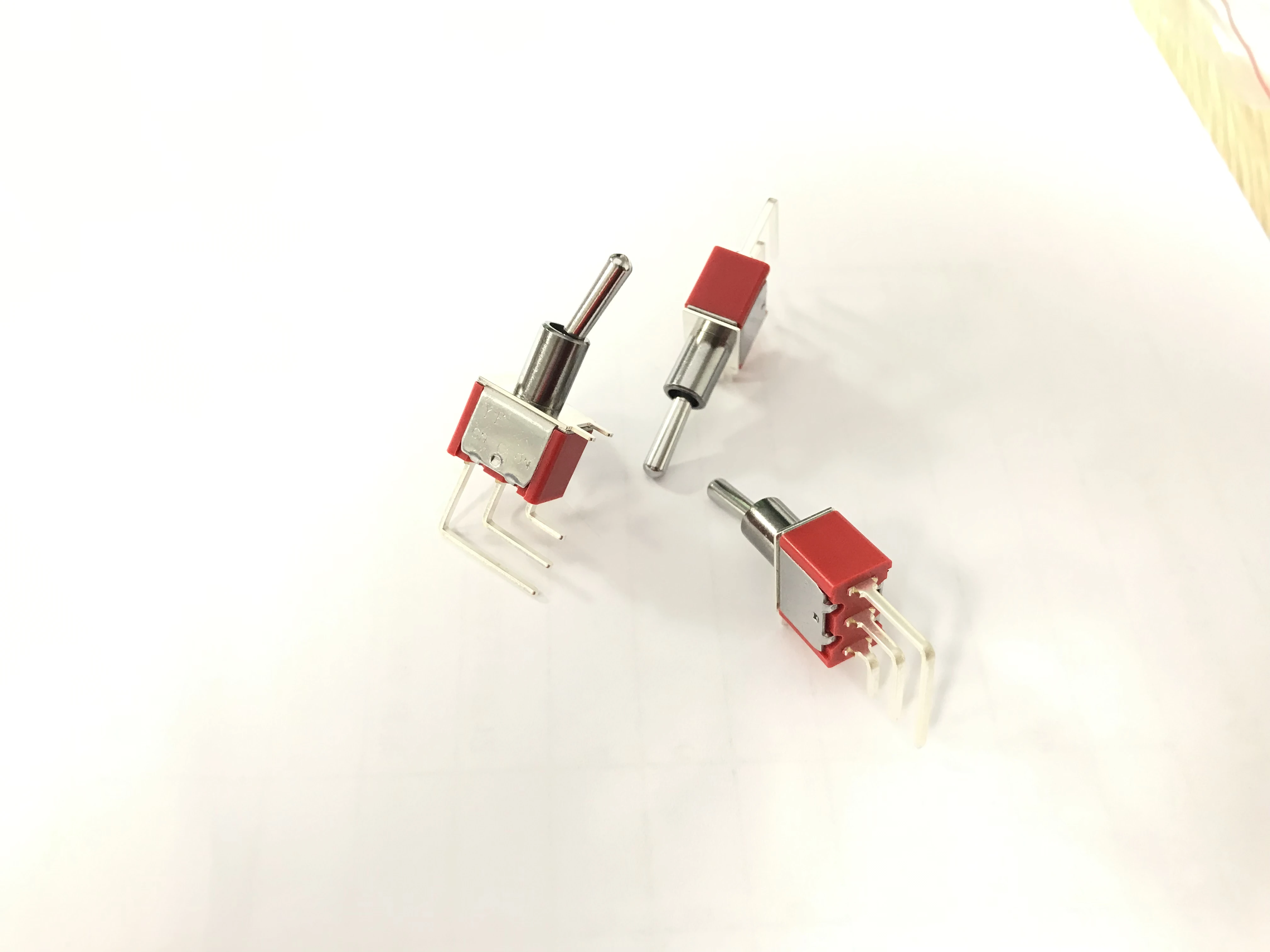 13*8 ON-NONE-ON Three needles with curved legs on the side toggle light switch momentary toggle switch toggle switch