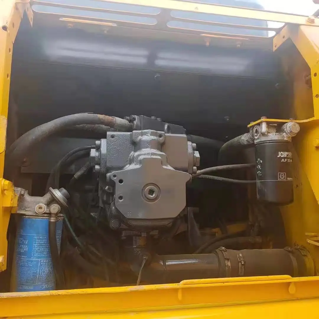 Cheap Used Japan Komatsu PC300-7 excavator Used Komatsu 30 ton Excavator price for sale