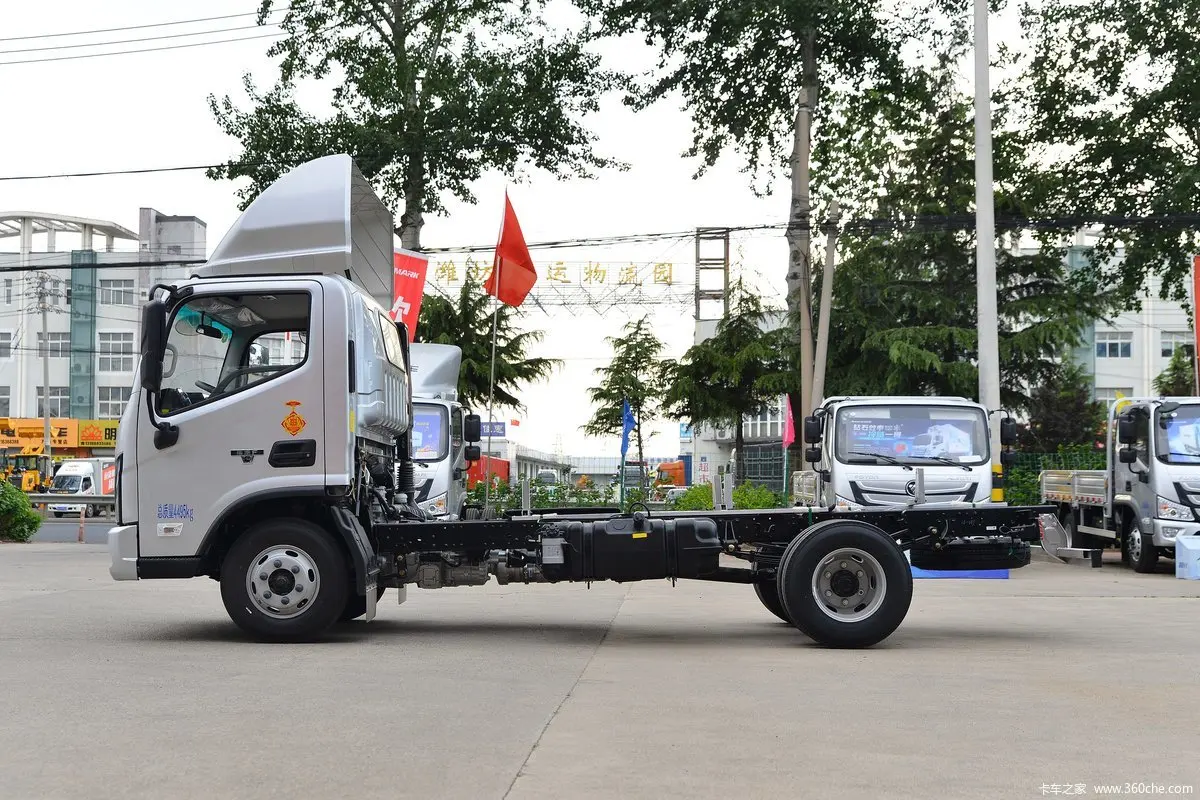 Chinese New Used Foton 4*2 4*4 6 8 Wheels Automatic Manual Transmission Euro 2 3 4 Chassis Diesel Low Price For Sale