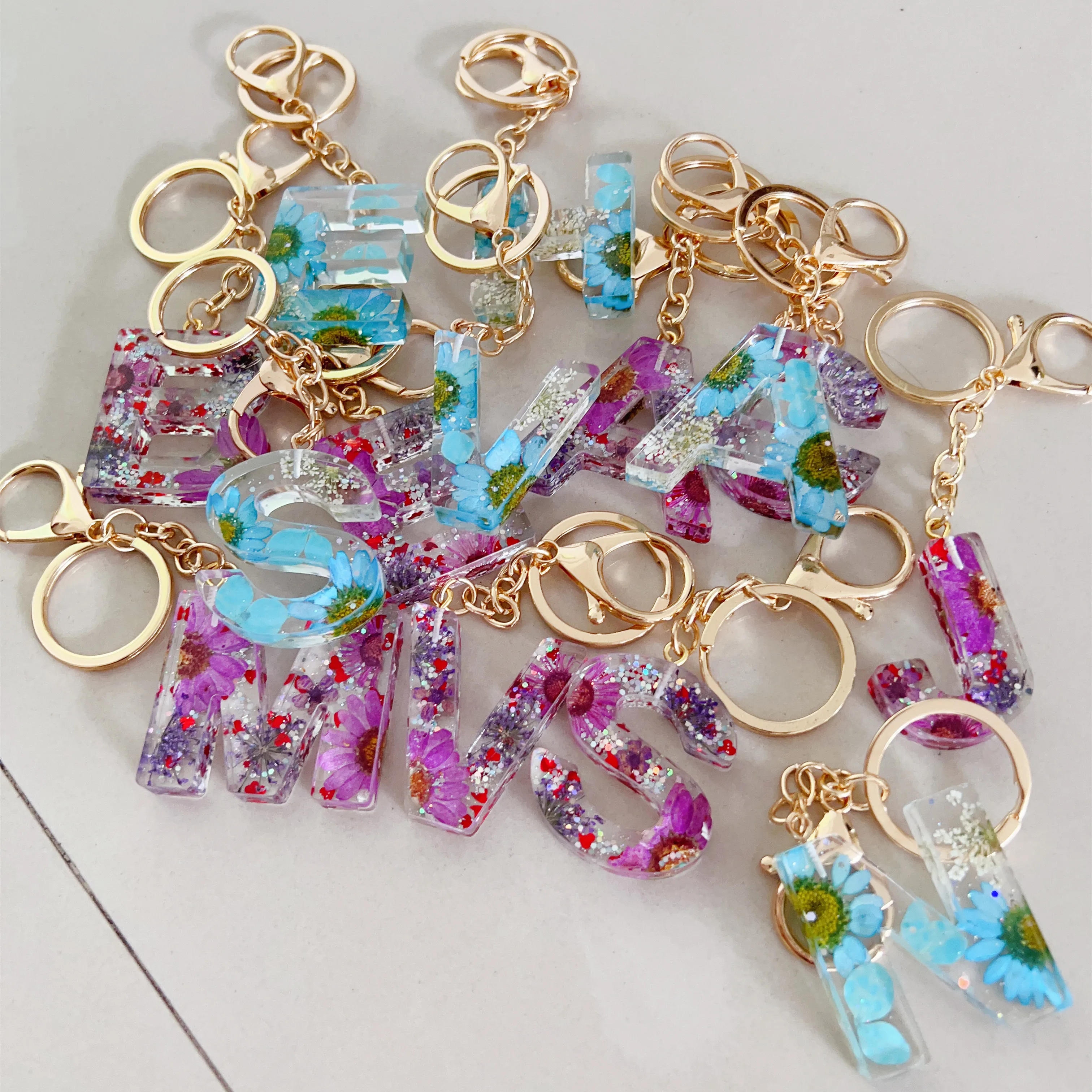Acrylic epoxy Initial Resin 3D Lettering Gold Ring Accessories Keychain  Kpop wallet keychain Couple car Keychains