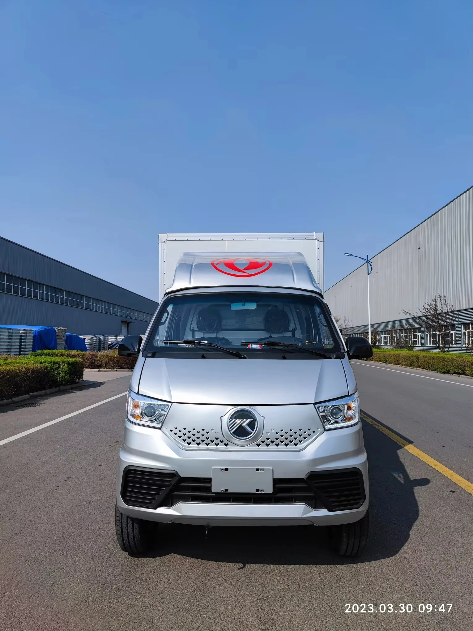 KAMA China New Energy Electric Cargo Pickup Mini Truck for Intercity Delivery Fast Full Charge Van Version