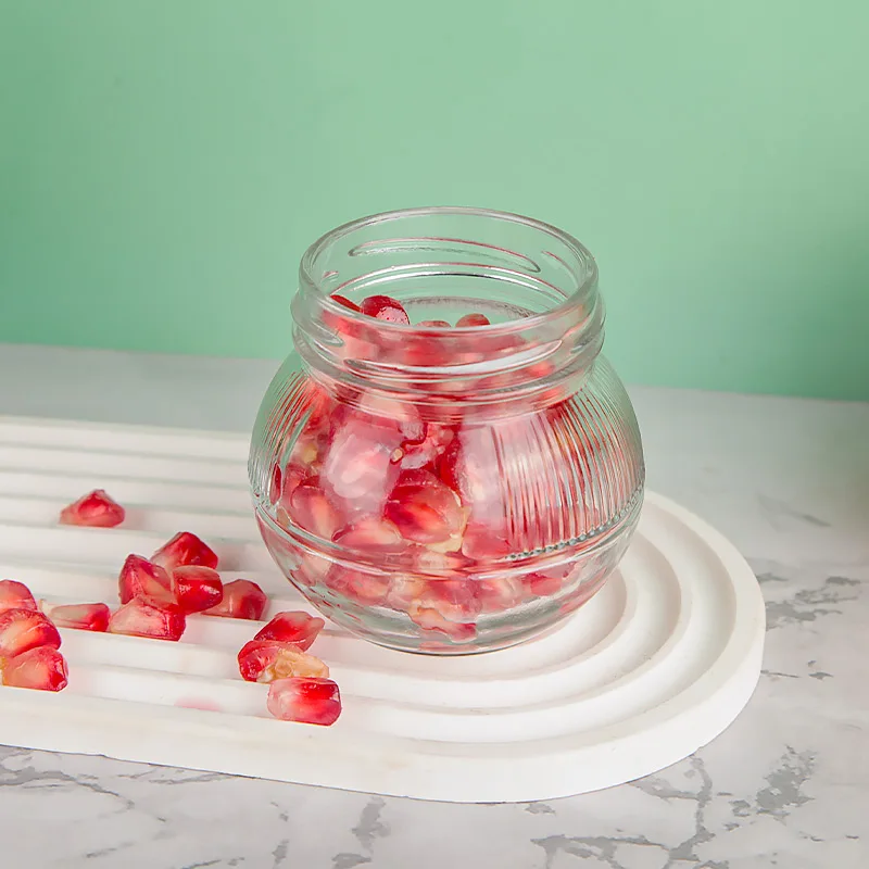 High Quality Round Wide Mouth Glass Pickle Jam Jelly Sauce Jar for Home Kitchen with Red Metal Lids 150 ml 200 ml 280 ml