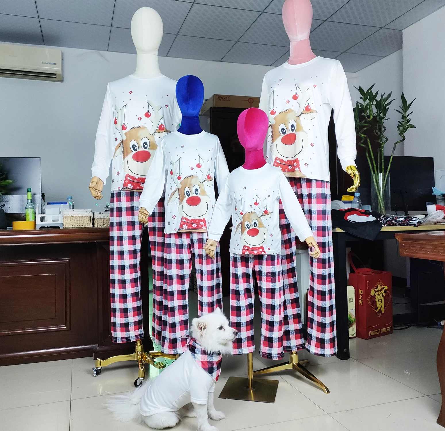 New Christmas Elk Printed Parent-child Long Sleeve Pajamas Knitted Cotton Homewear Pajamas Set A large number of stocks