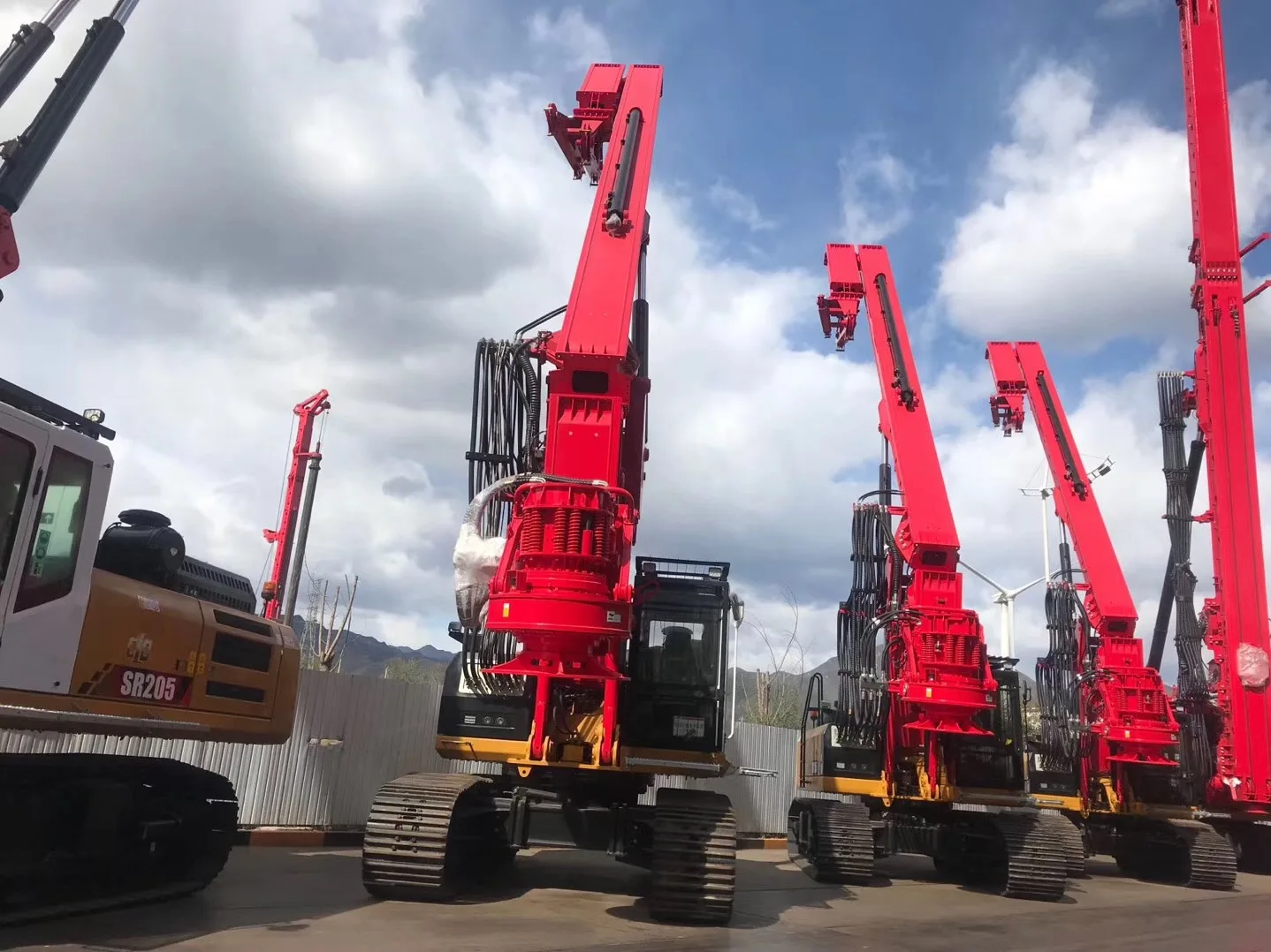 Sr205c Hydraulic Rotary Drilling Rig 64m Mining Machine With Good Quality