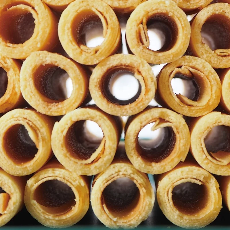 Uncle Pop Factory Outlet Peanut/Coconut Milk Flavor Crispy Sweet Egg Roll Grain Snacks Crackers