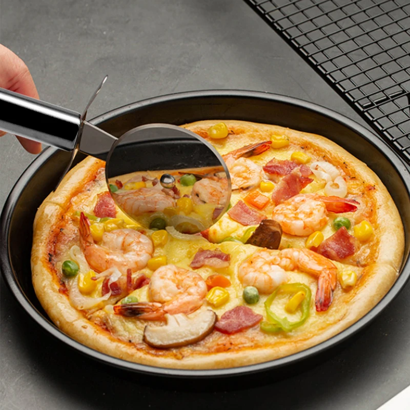 China factory kitchen tools stainless steel durable reused pastry slicer pizza cutter