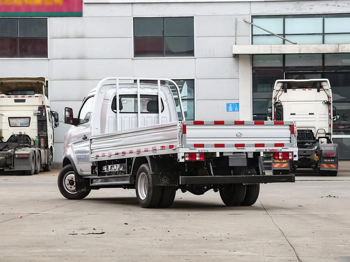 Changan/KYC X3 EV Cargo Vehicle Full Electric Cargo Truck 2 Door 2 Seat Mini Truck CLTC 230km Range Changan KYC Auto for Sale