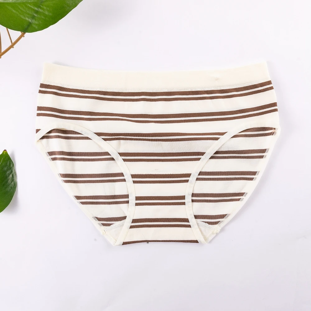 Fashionable striped design sporty girl seamless panties  plus size bikini seamless panties suitable for women