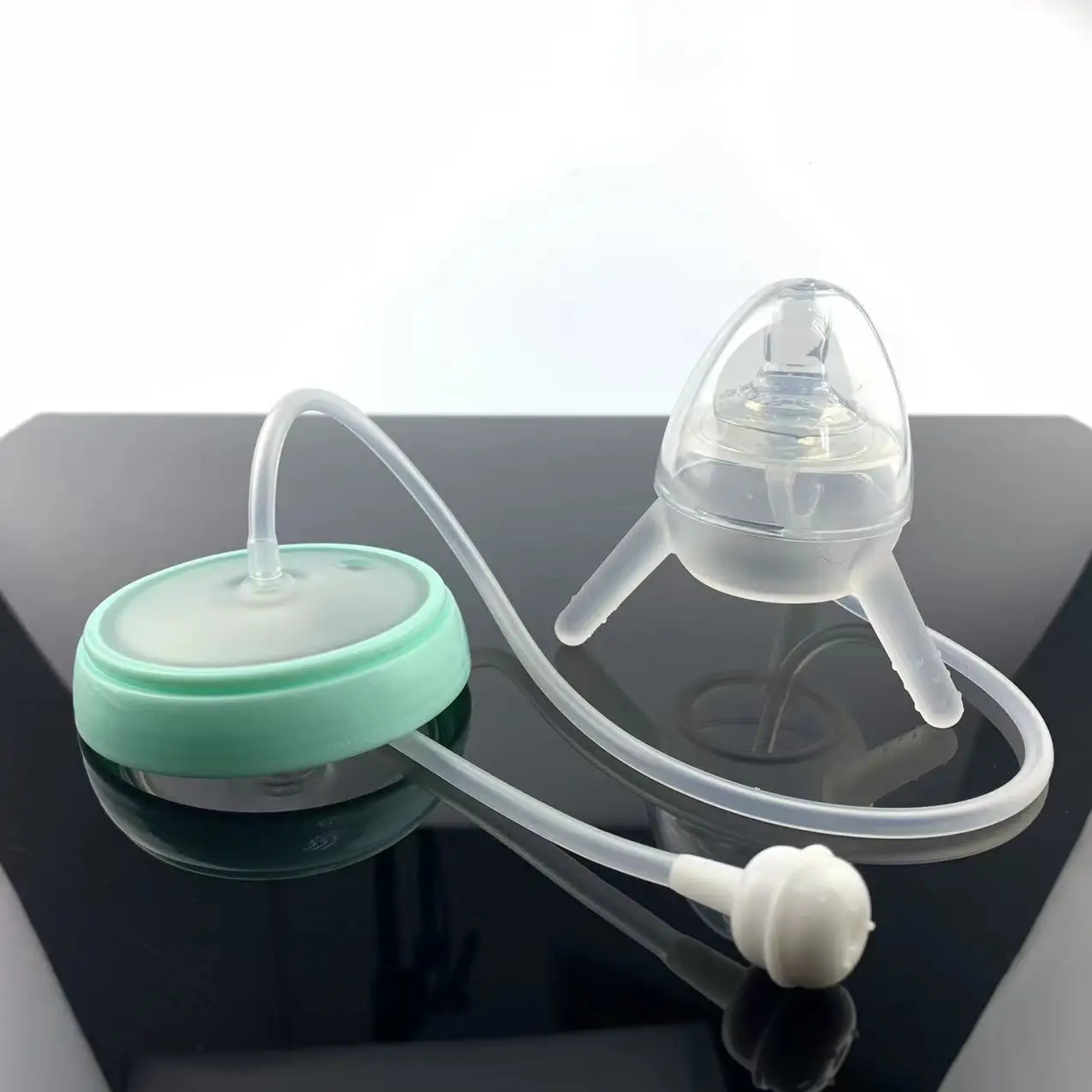 100% Food Grade manufacturers hands free parents baby feeding bottle silicone milk feeding baby bottles