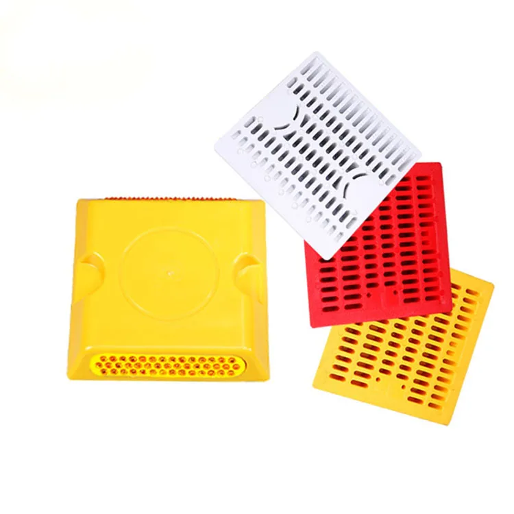 High Load-Bearing White Fiberglass Cat Eye Road Spike Waterproof Reflective Traffic Warning Product High Visibility Cat Eye