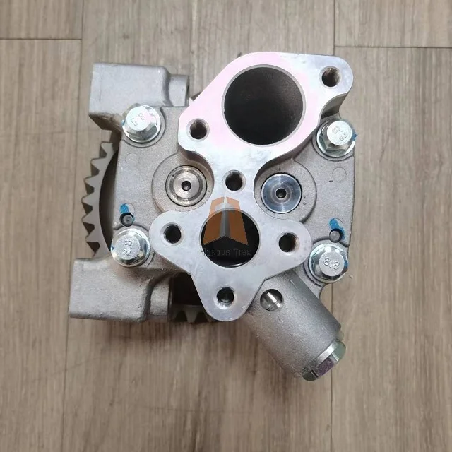 65.06500-6139C Excavator DH220-3 DH215-9 DH300-7 Water Pump for DE08 D1146T Diesel Engine