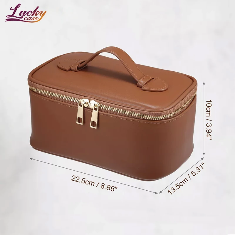 makeup bag 4.jpg
