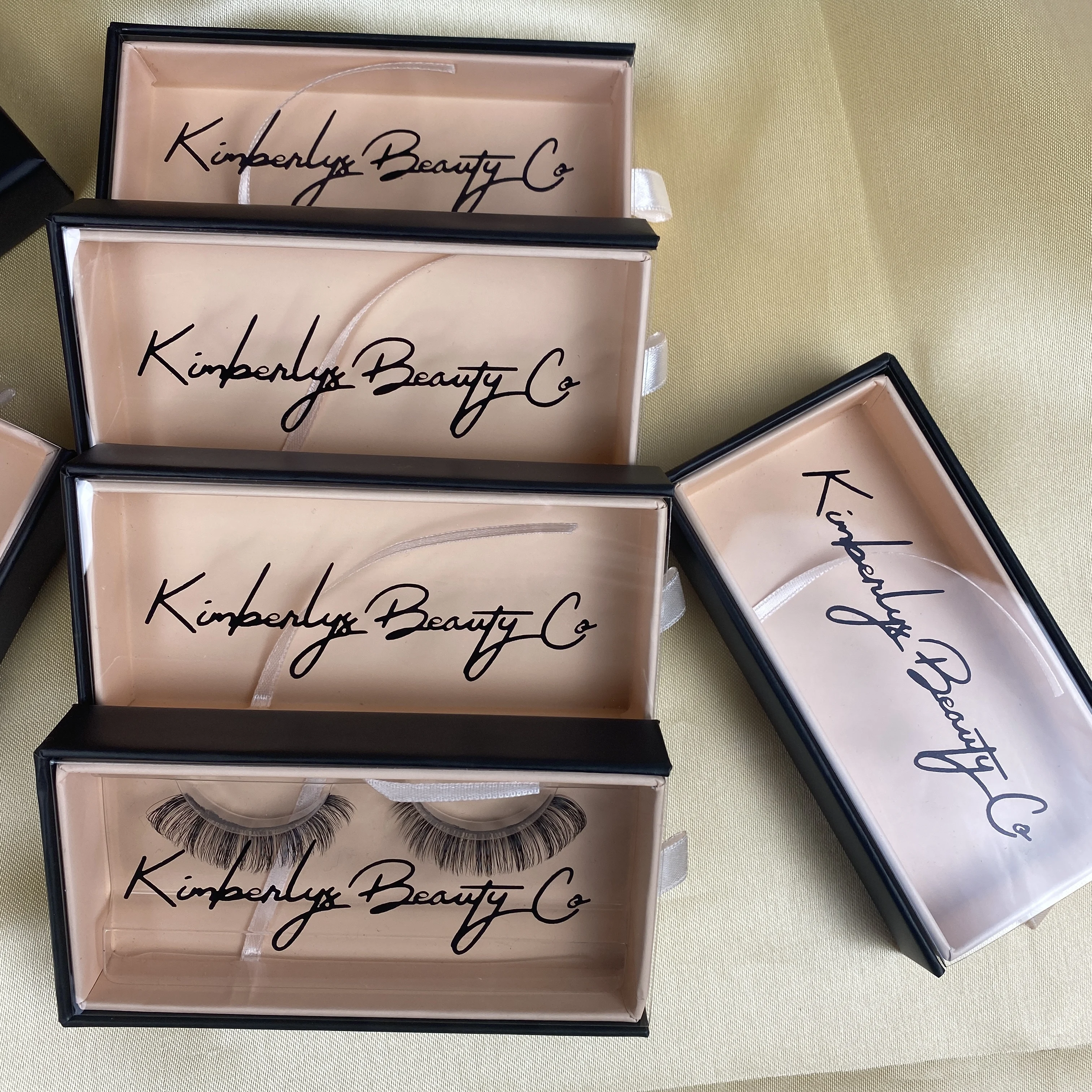 B923 Wholesale custom logo luxury empty Orange and Black pvc eyelashes package box eyes lashes box