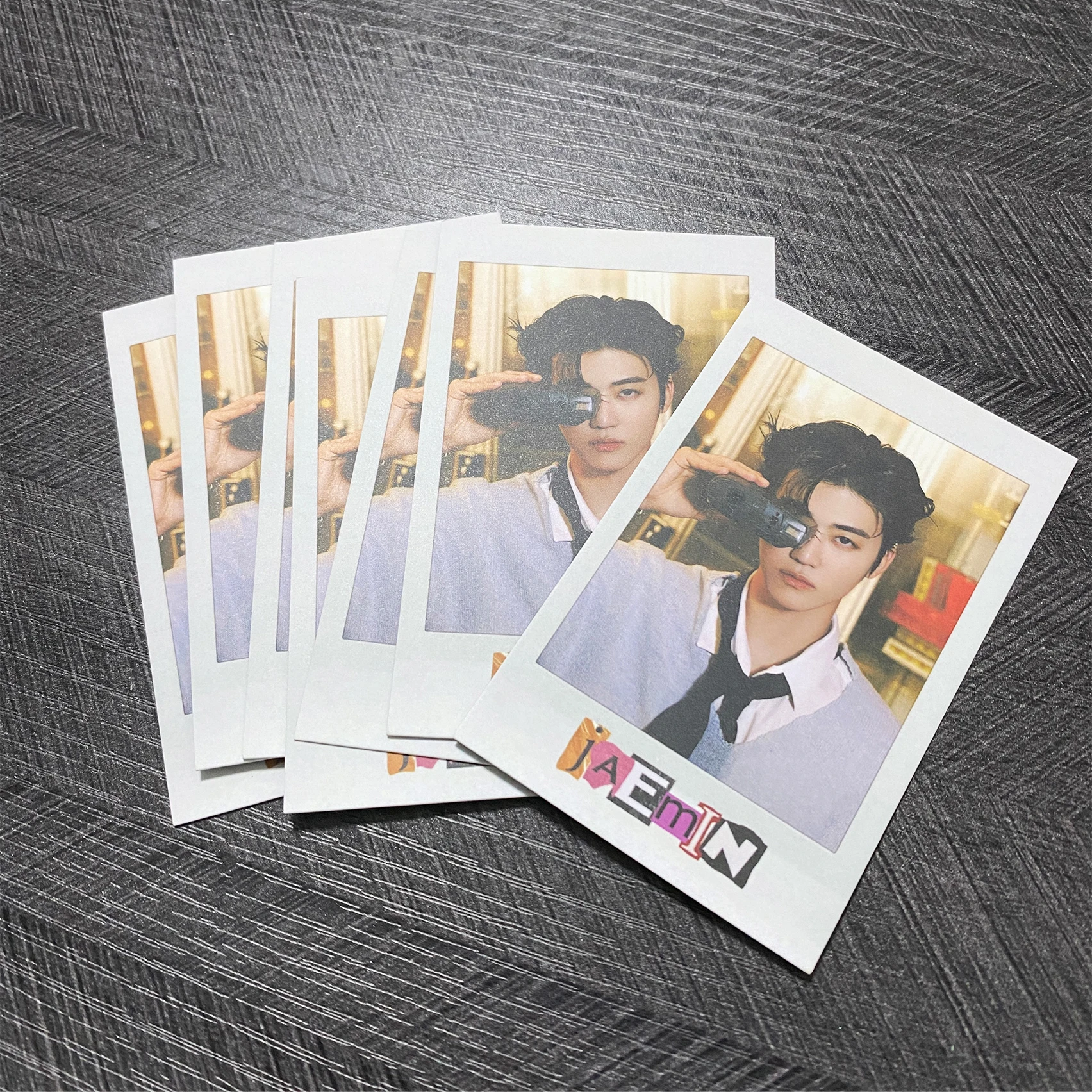 Custom design kpop idol Polaroid style double-sided printed photocards