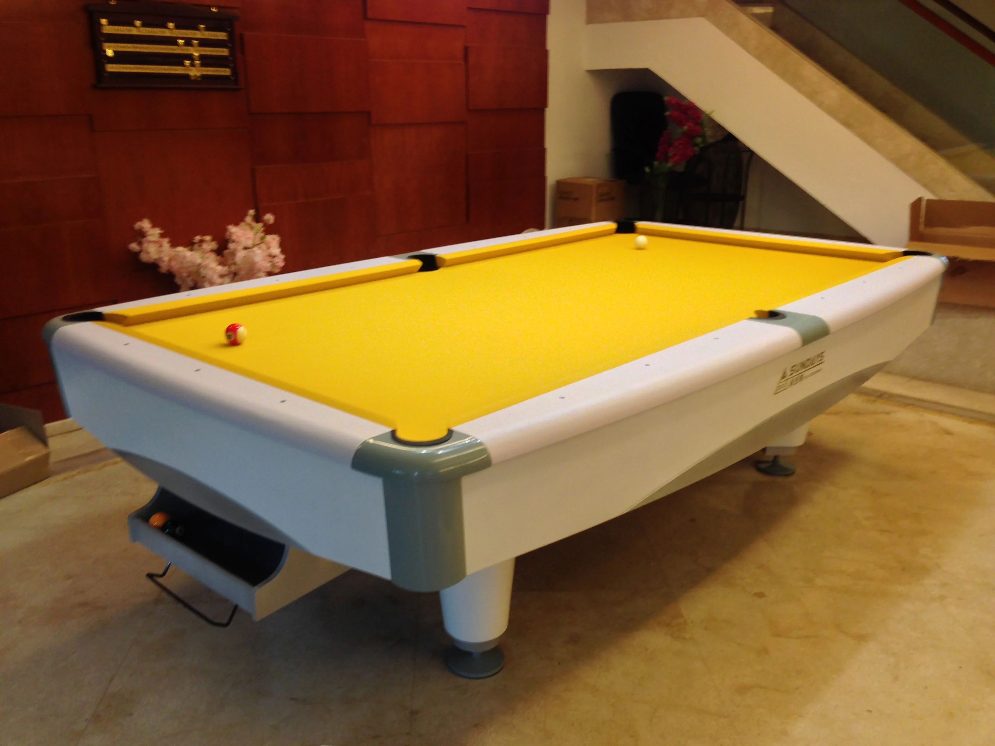 Guangzhou SDais Luxury 9ft Pool Table 5G Billiard Table for Sports Use