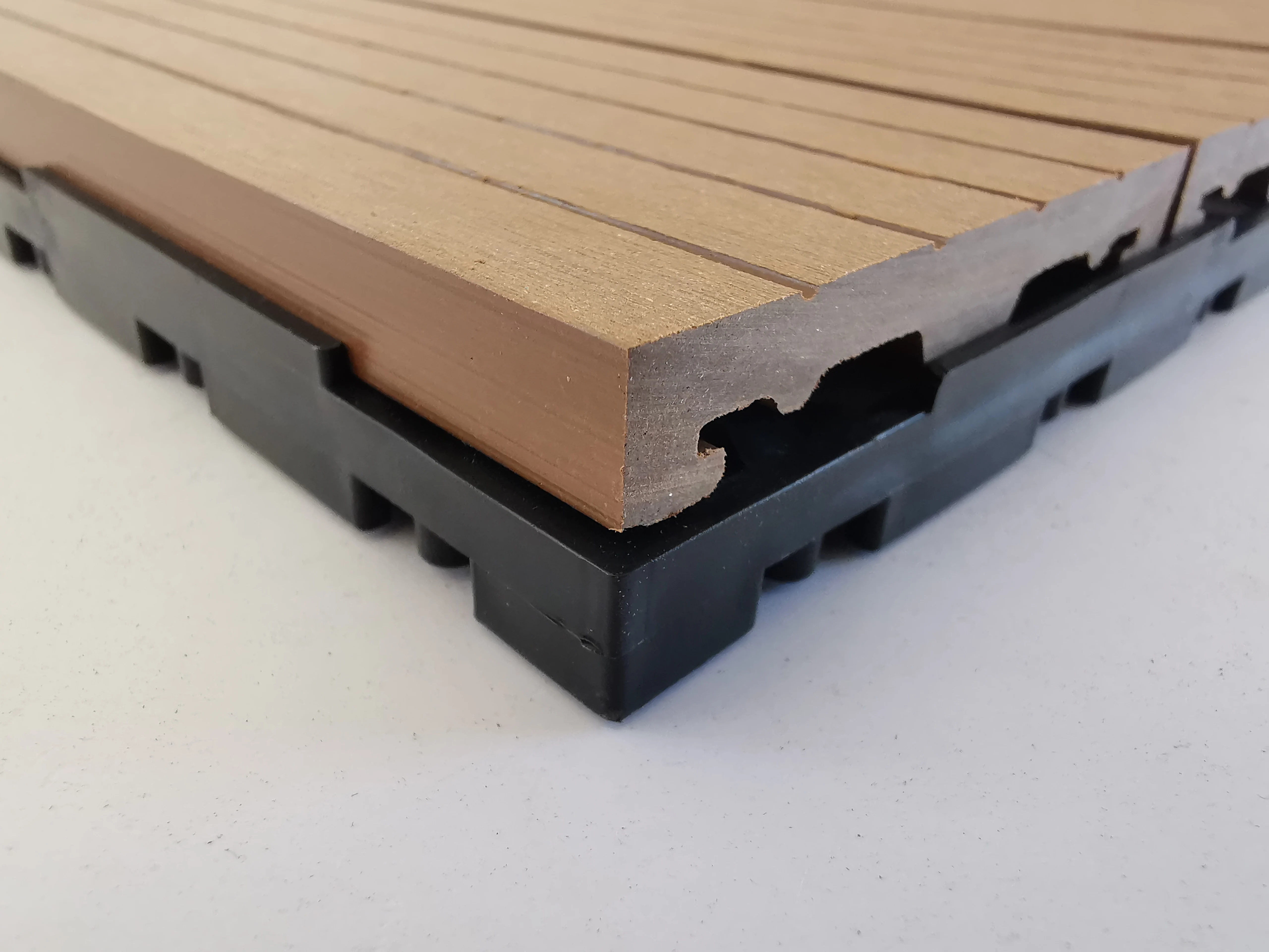 
China Manufactory pool deck tiles wpc tile interlocking outdoor 